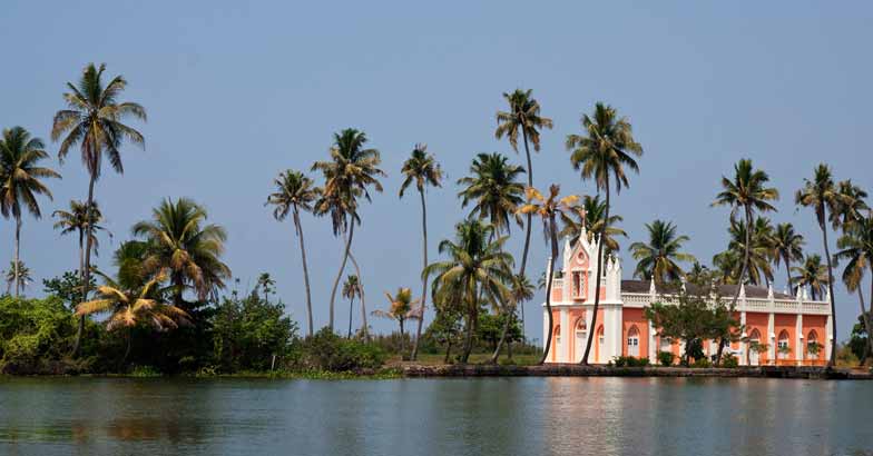 kerala - places to visit during Christmas in India