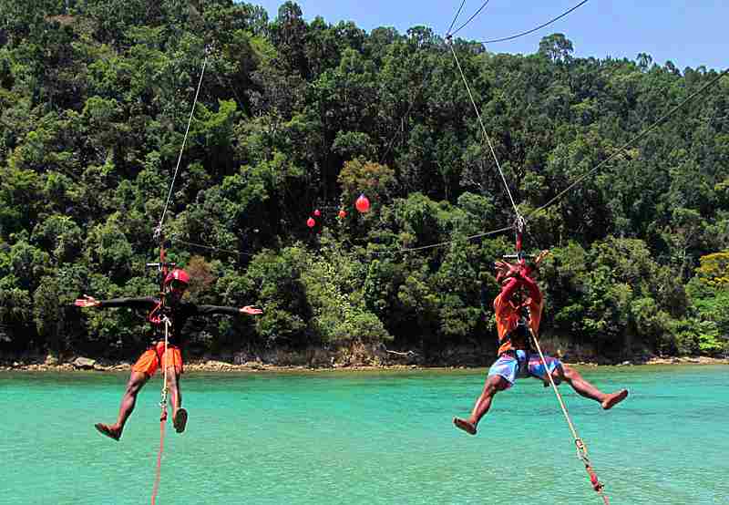 Try Ziplining Over the Ocean Of Borneo malaysia - thing to do in malaysia