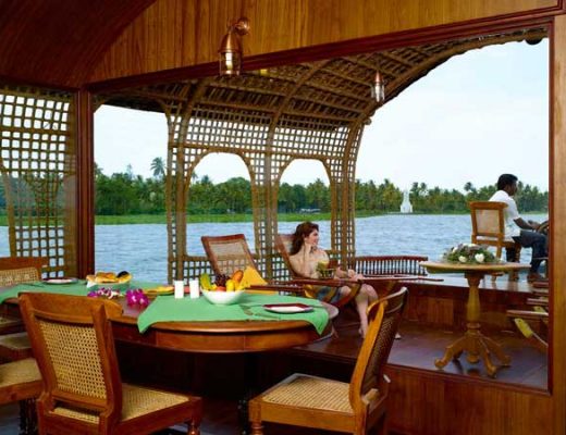 Top 6 Romantic Things to do in Kerala