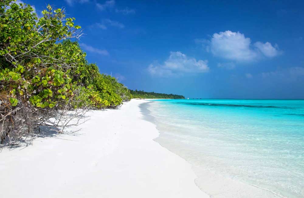 Fulhadhoo Beach Maldives