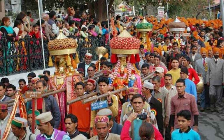 11 Famous Festivals Of Himachal Pradesh That You Visit In 2023 11-famous-festivals-of-himachal-pradesh-that-you-visit-in-2023