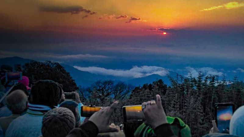 Enjoy Sunrise and Sunset from Tiger Hill