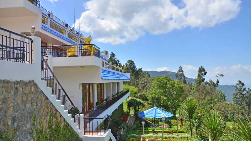 Mount ‘n’ Mist Resort