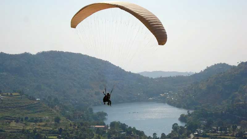 Naukuchiatal paragliding