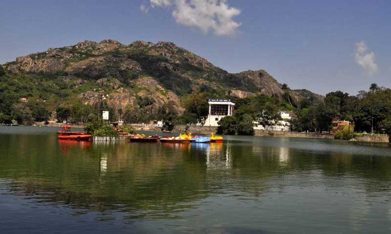 Nakki Lake