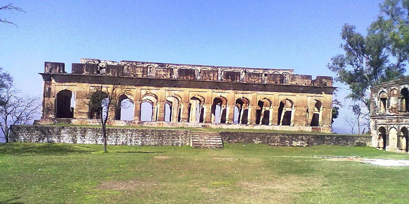 Sujanpur Tira Fort