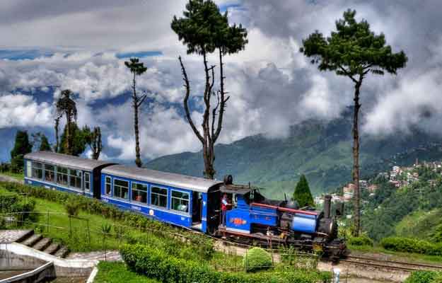 darjeeling tour from hyderabad