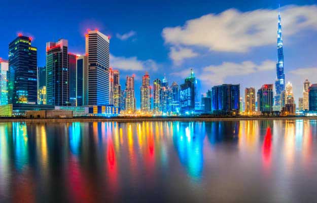 Lose yourselves amidst Dubai's sky-hugging buildings