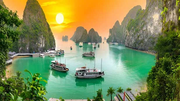 Panoramic view of Halong Bay, Vietnam honeymoon package